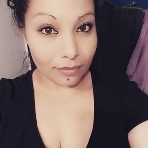 Meet your Posher, Connie